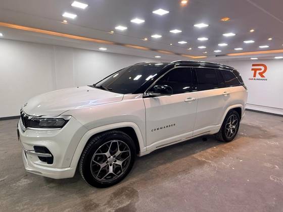 JEEP COMMANDER 1.3 T270 TURBO FLEX OVERLAND AT6 JEEP COMMANDER 1.3 T270 TURBO FLEX OVERLAND AT6